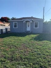 Building Photo - 6111 Greenwood Ave