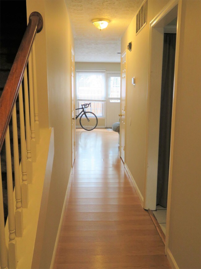 Foto del edificio - 1503 Wenwood Ct