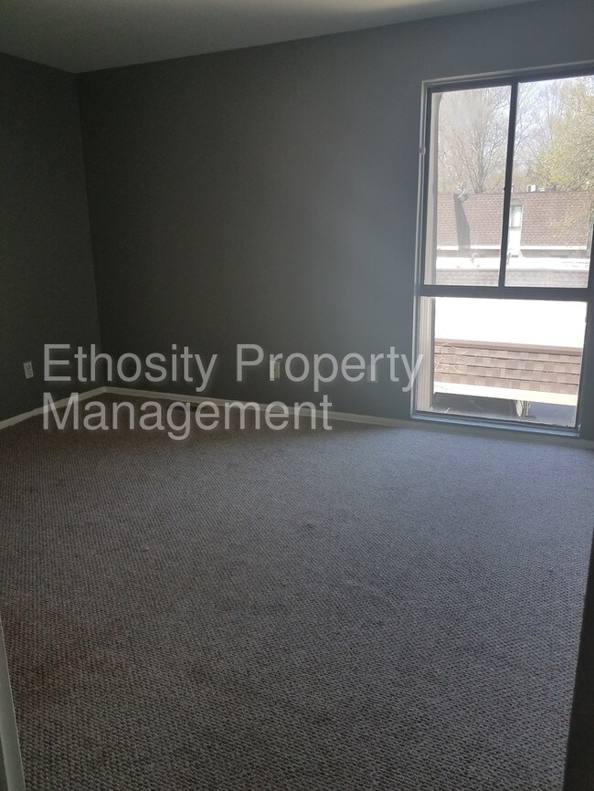 Building Photo - 1344 Tishman Lane, Indianapolis, IN