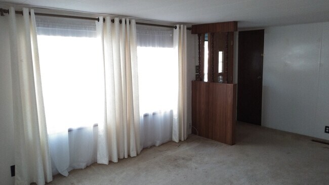 Foto del edificio - 317 W Elm St