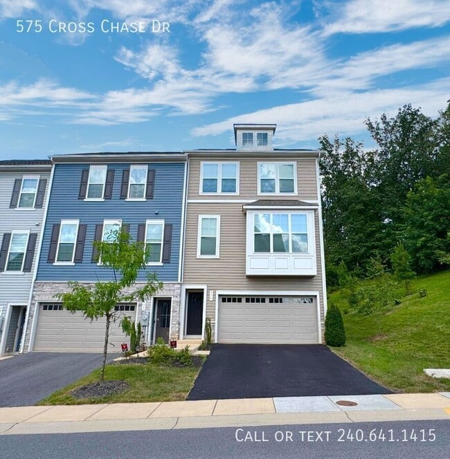 Building Photo - 575 Cross Chase Dr