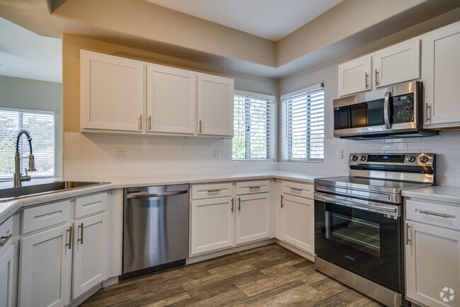 3BR, 2BA - 1,275SF - Timberline Place