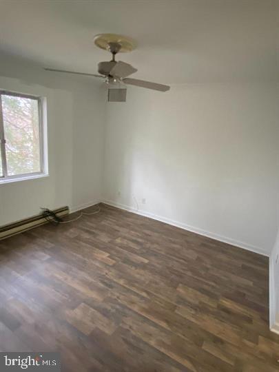 Building Photo - 420 E Cornell Dr
