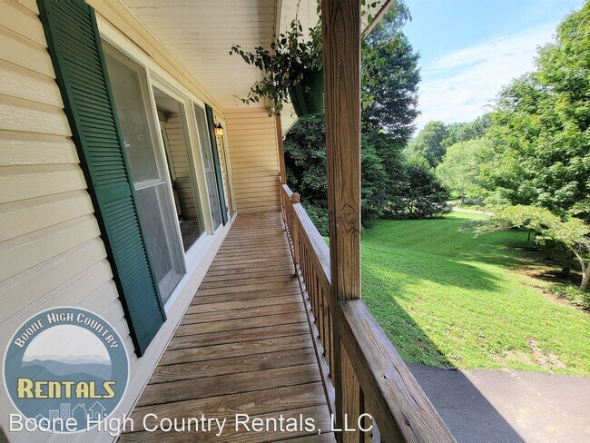 Foto del edificio - 3 br, 2.5 bath House - 210 Cody Lane