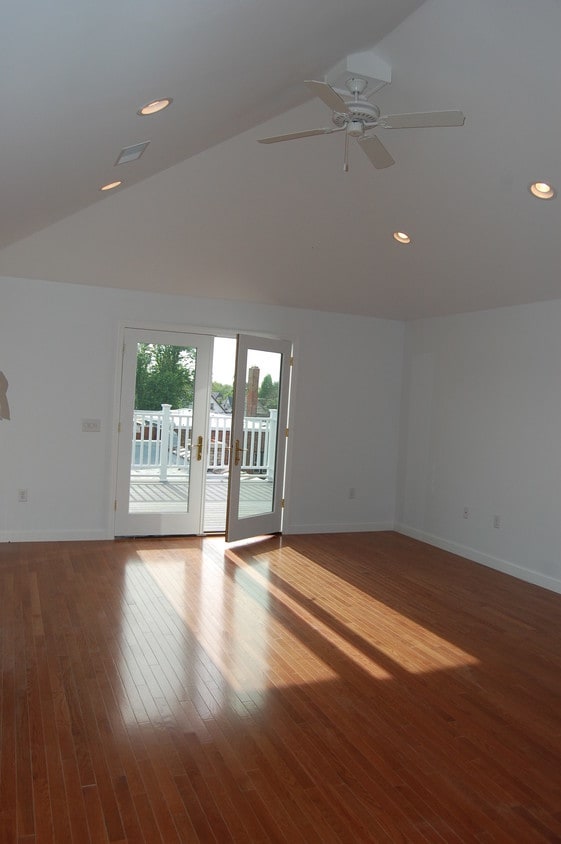 Building Photo - 485 Elmwood Ave