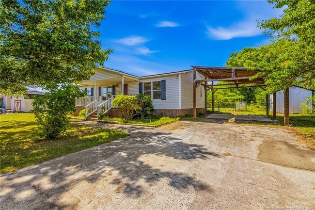 Building Photo - 105 Valley Forge Way N