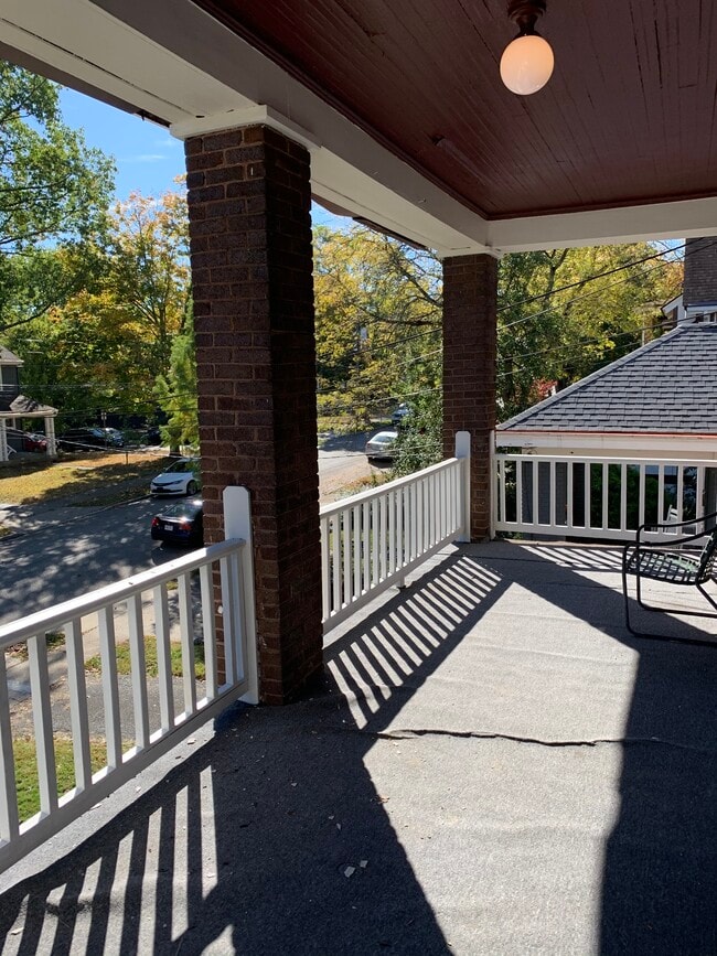 Large private ba - 3639 Amberson Ave