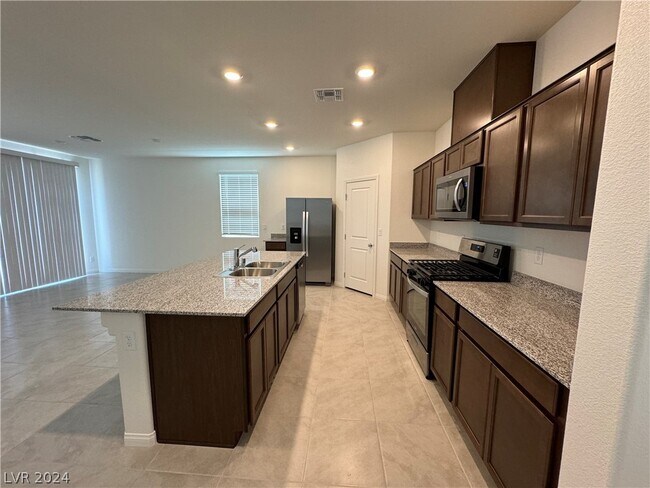 Building Photo - 9356 Wildcat Peak St