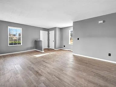 Foto del edificio - 12210 Oakland Ave