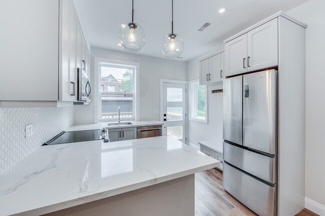 Photo du bâtiment - 17 Lockwood Rd