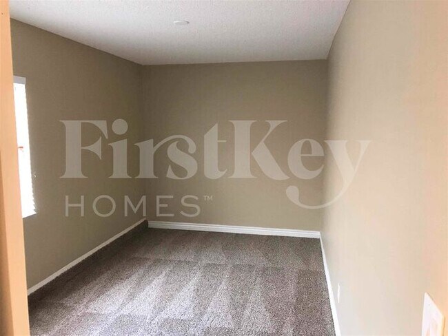Foto del edificio - 13037 N 56th Ave