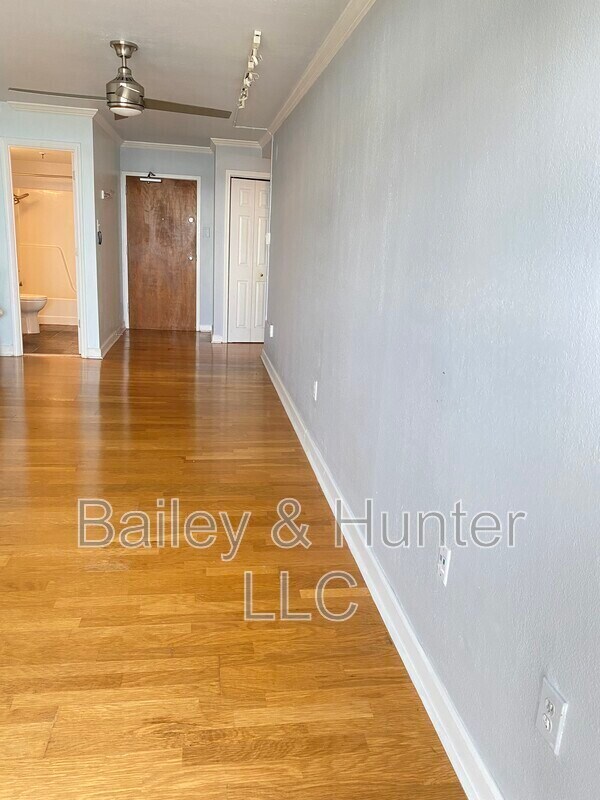 Foto principal - 375 Ralph McGill Blvd NE