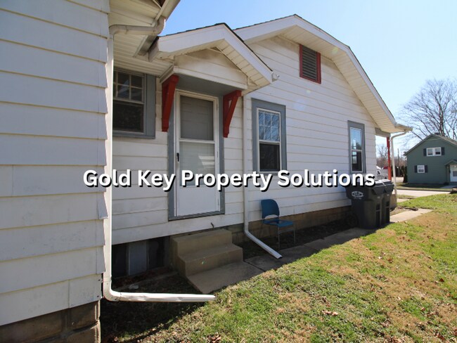 Foto del edificio - 328-330 E 31st Street