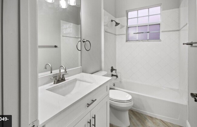 Building Photo - 9845 Cobblestone Creek Dr