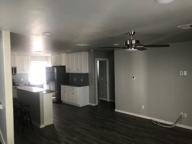 Primary Photo - 5000 N College Ave