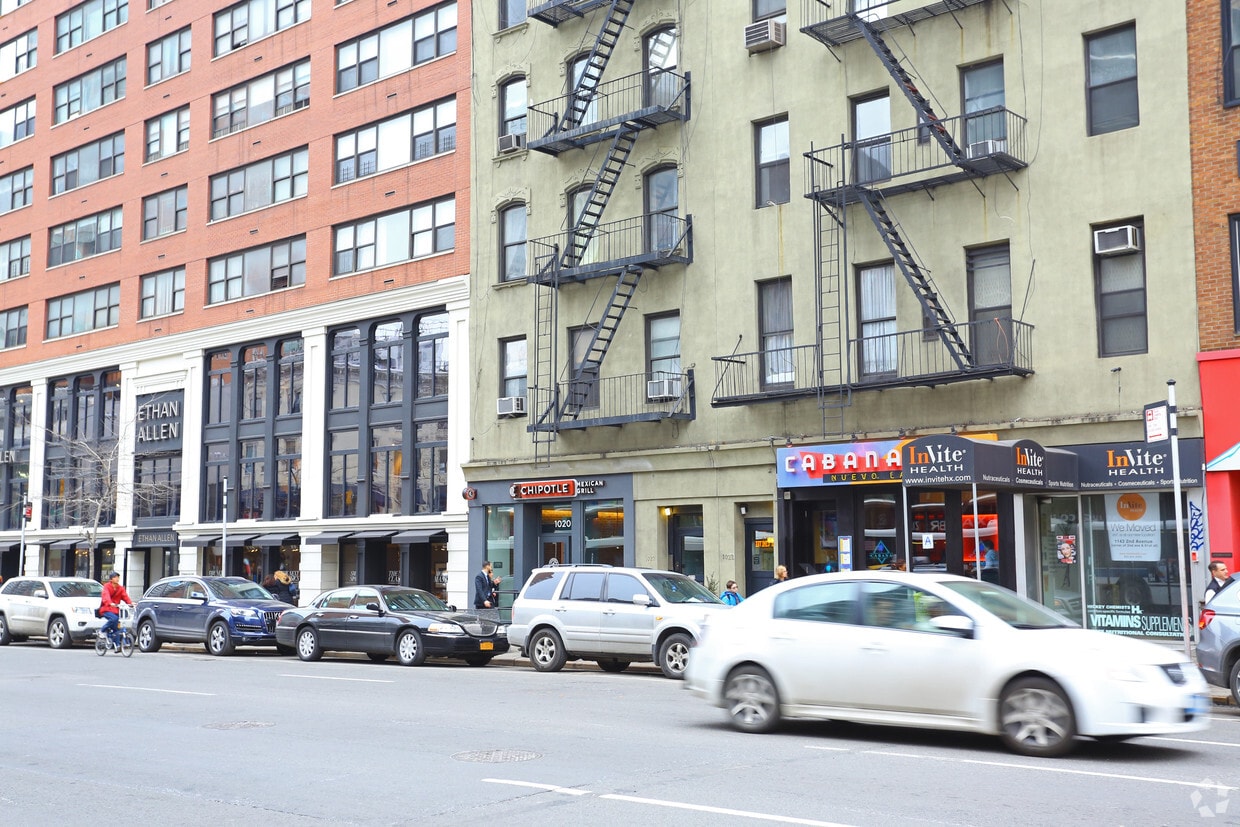 Building Photo - 1022-1024 3rd Ave