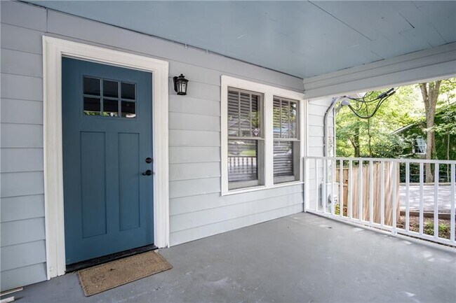 Foto del edificio - 785 Bellemeade Ave NW