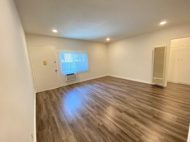 Building Photo - 3635 Westwood Blvd