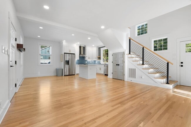 Photo - 1205 Evergreen Street House