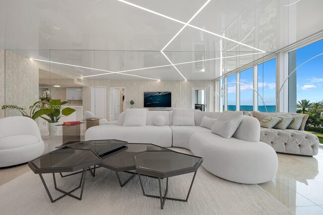 Foto del edificio - 10275 Collins Ave
