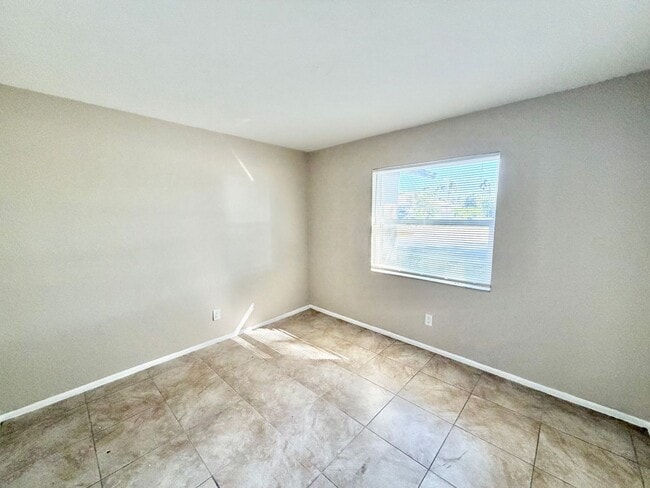 Foto del edificio - PIKUS (4601 24th Pl SW)