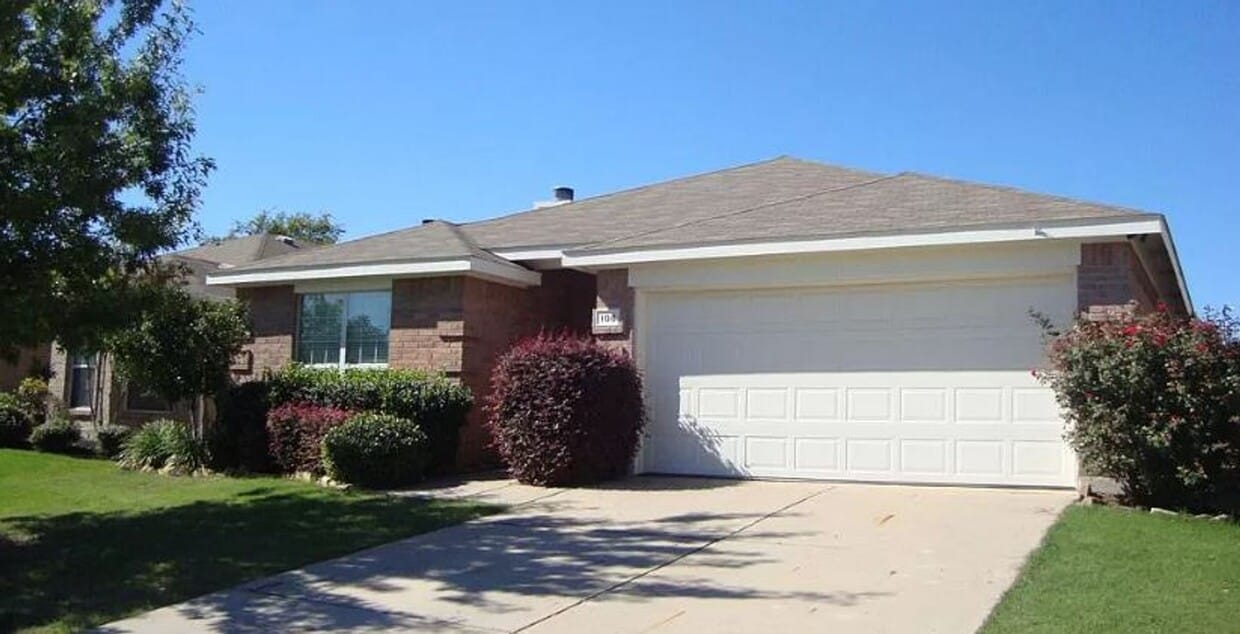 Photo - 108 Pagoda Drive