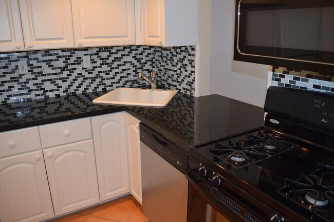 Foto del edificio - 8600 SW 67th Ave