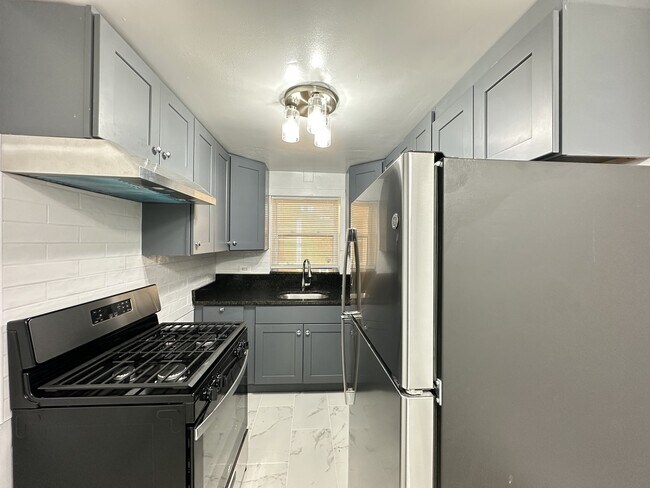 Foto del edificio - 2754 W North Shore Ave