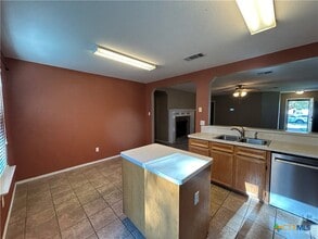 Building Photo - 4510 Dartmouth Dr