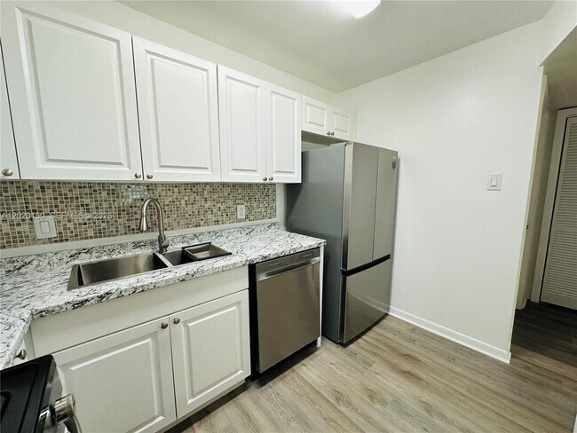 Foto del edificio - 15340 SW 106th Terrace
