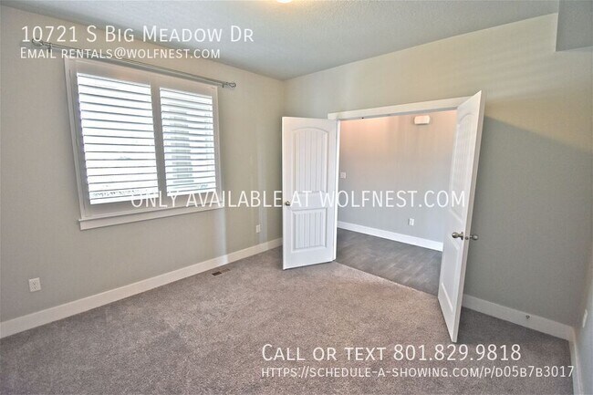 Foto del edificio - 10721 Big Meadow Dr