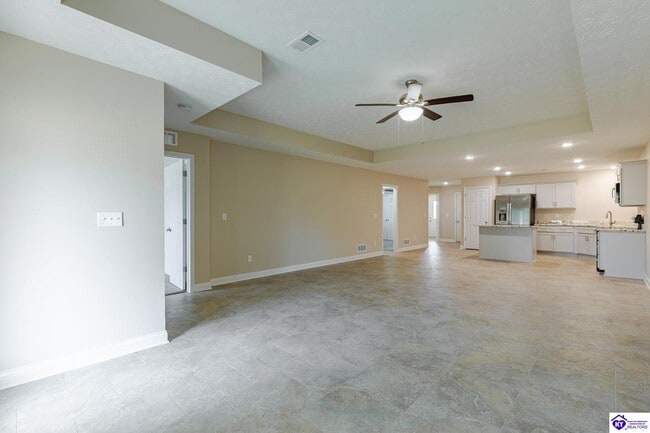 Building Photo - 305 Breckinridge Cir