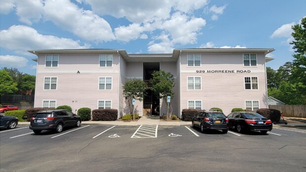 Primary Photo - Fantastic three-bedroom three, three-bathr...