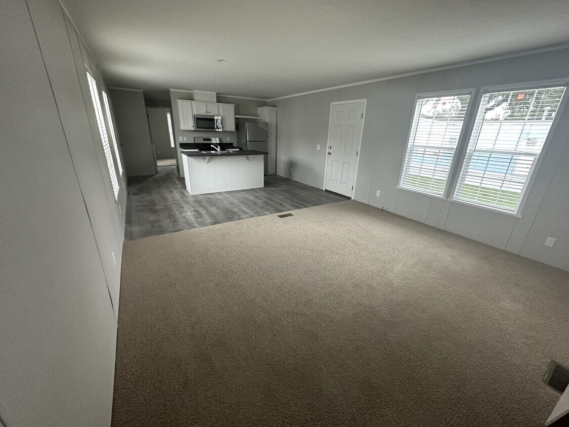 Foto principal - 88 Nettie Ave