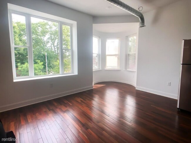 Foto del edificio - 3228 W Diamond St