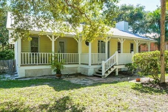 Building Photo - 1941 W Shell Ln