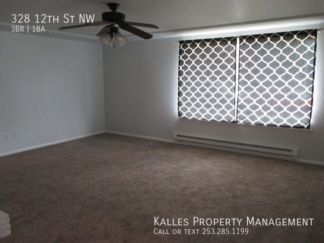 Building Photo - **PENDING APP**Cute 3 Bed 1 Bath home in P...