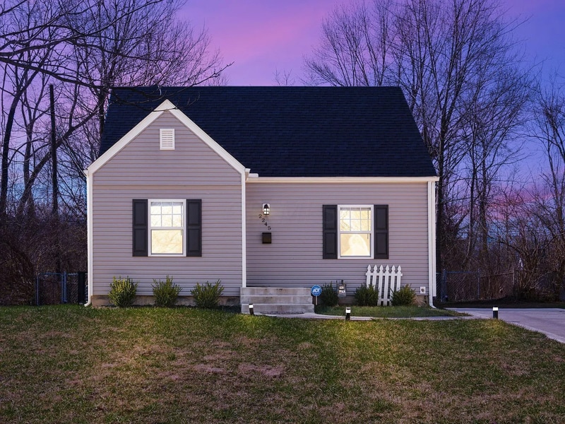 Primary Photo - 2245 Sagamore Rd