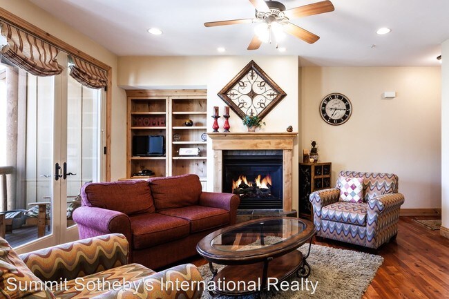 Foto del edificio - 3020 Canyon Link Dr