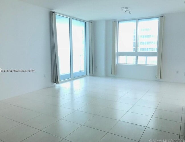 Foto del edificio - 1900 N Bayshore Dr