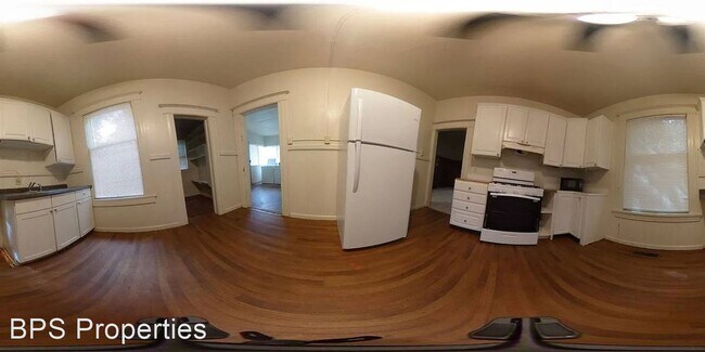Foto del edificio - 6 br, 3 bath House - 1006 Chestnut St.
