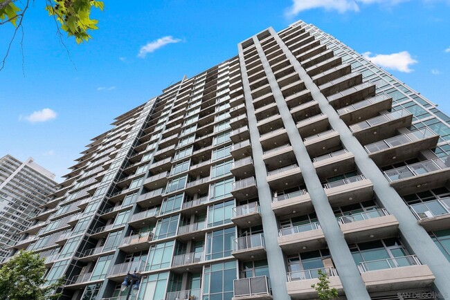 Building Photo - 1080 Park Blvd