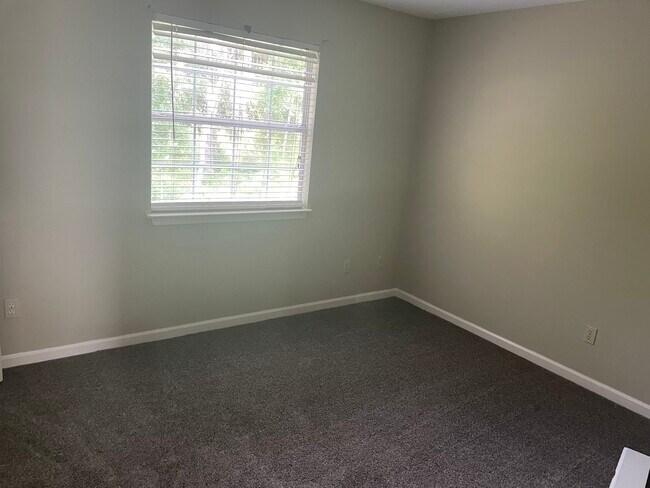 Bedroom 2 - 2197 Timberwood Cir N