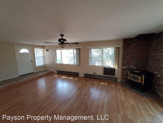 Building Photo - 2 br, 2 bath House - 914 W Rim View Road