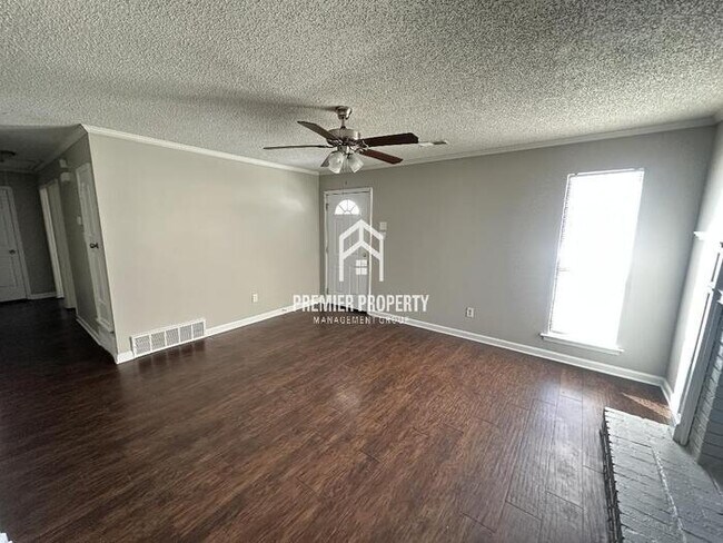 Foto del edificio - 6400 S Fawn Hollow Cir