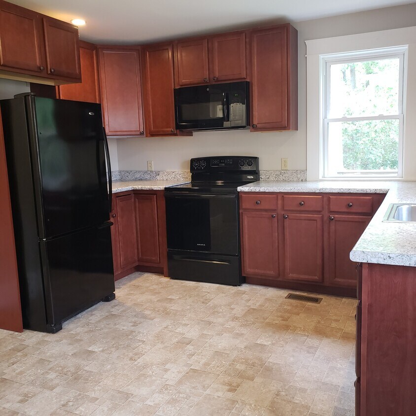 59 Cumberland St Unit 1, Brunswick, ME 04011 59 Cumberland St