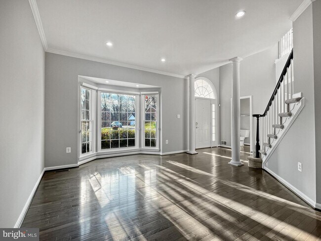 Foto del edificio - 214 W Locust St