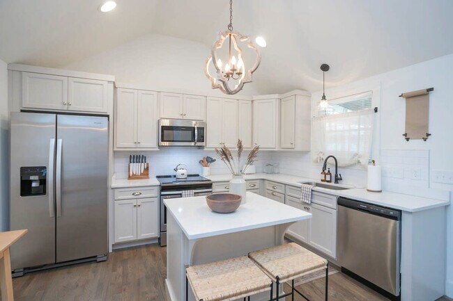 Foto del edificio - 106 Walnut Hill Dr