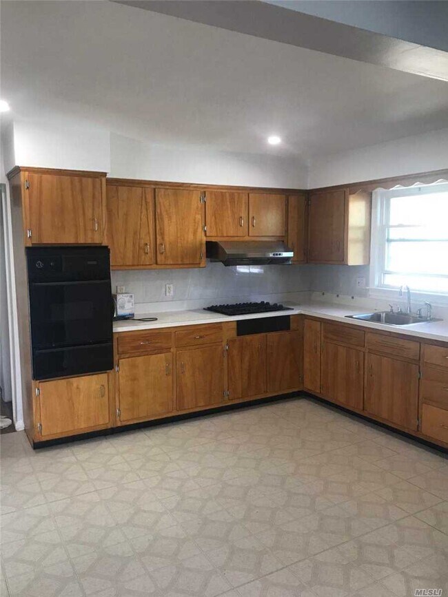 Foto del edificio - 41-16 159th St