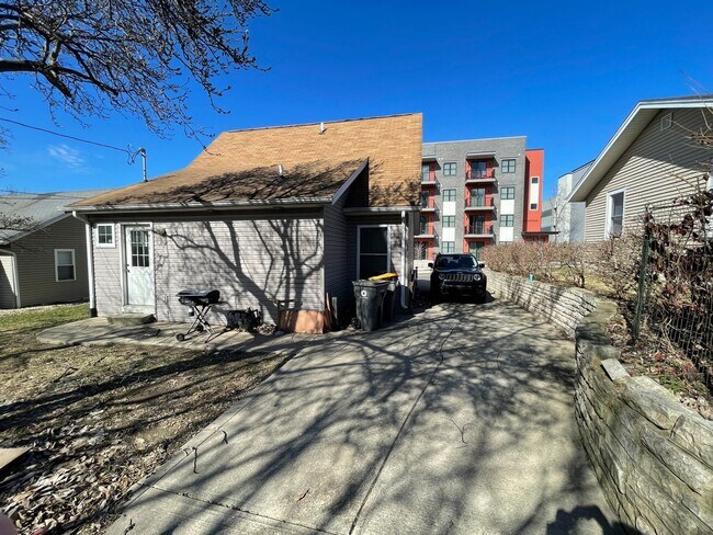 Foto del edificio - **AUGUST 2027** 3 Bedroom 3.5 Bathroom House